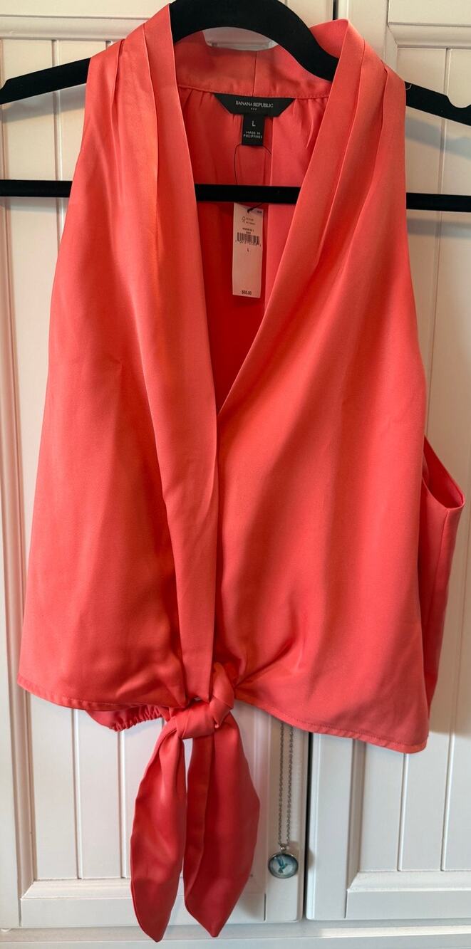 Banana Republic Women's Coral Blouse Size Large New with Tags